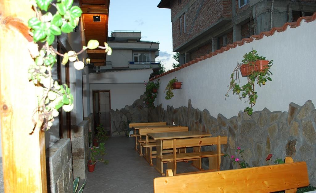 Guest House Lazur Obzor Eksteriør bilde